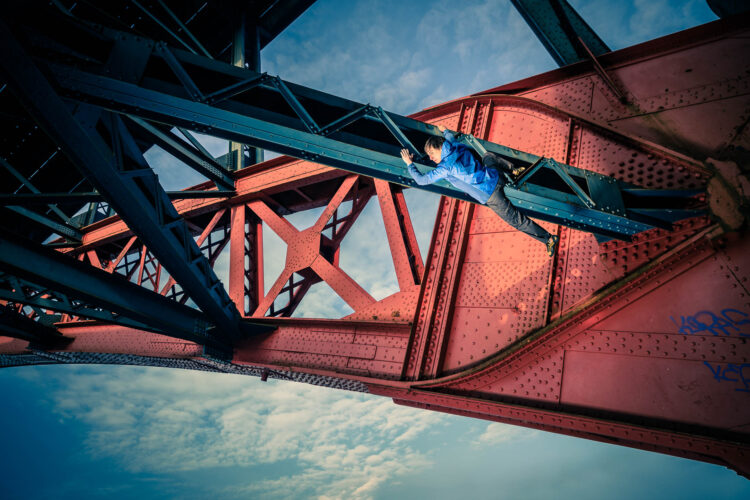raus unter die Brücke